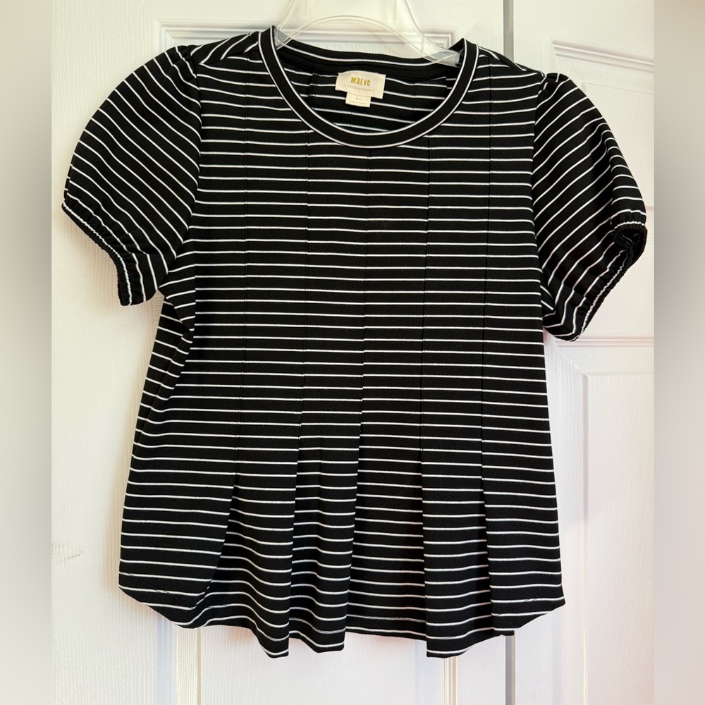 Maeve Classic Black and White Striped Tee